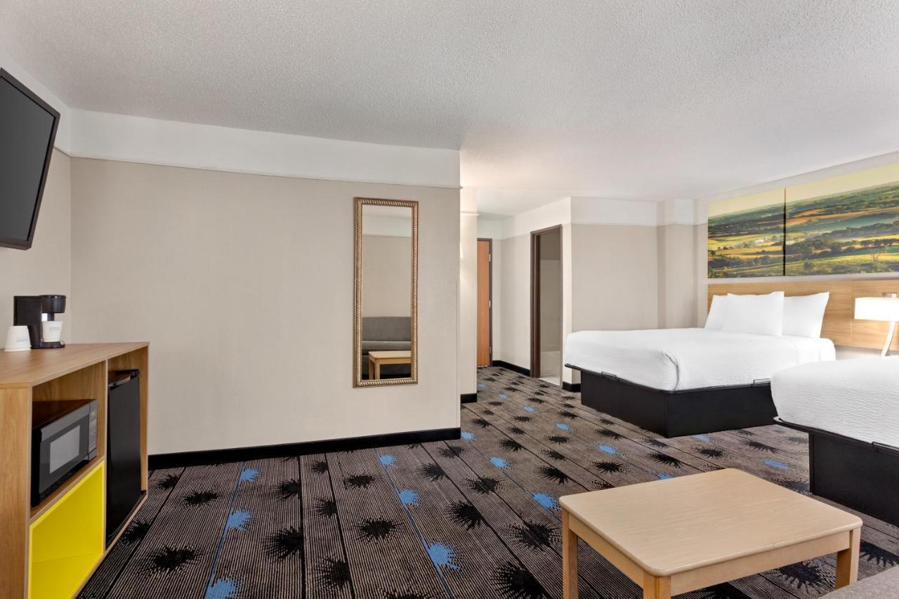 Days Inn By Wyndham Kansas City International Airport Ngoại thất bức ảnh