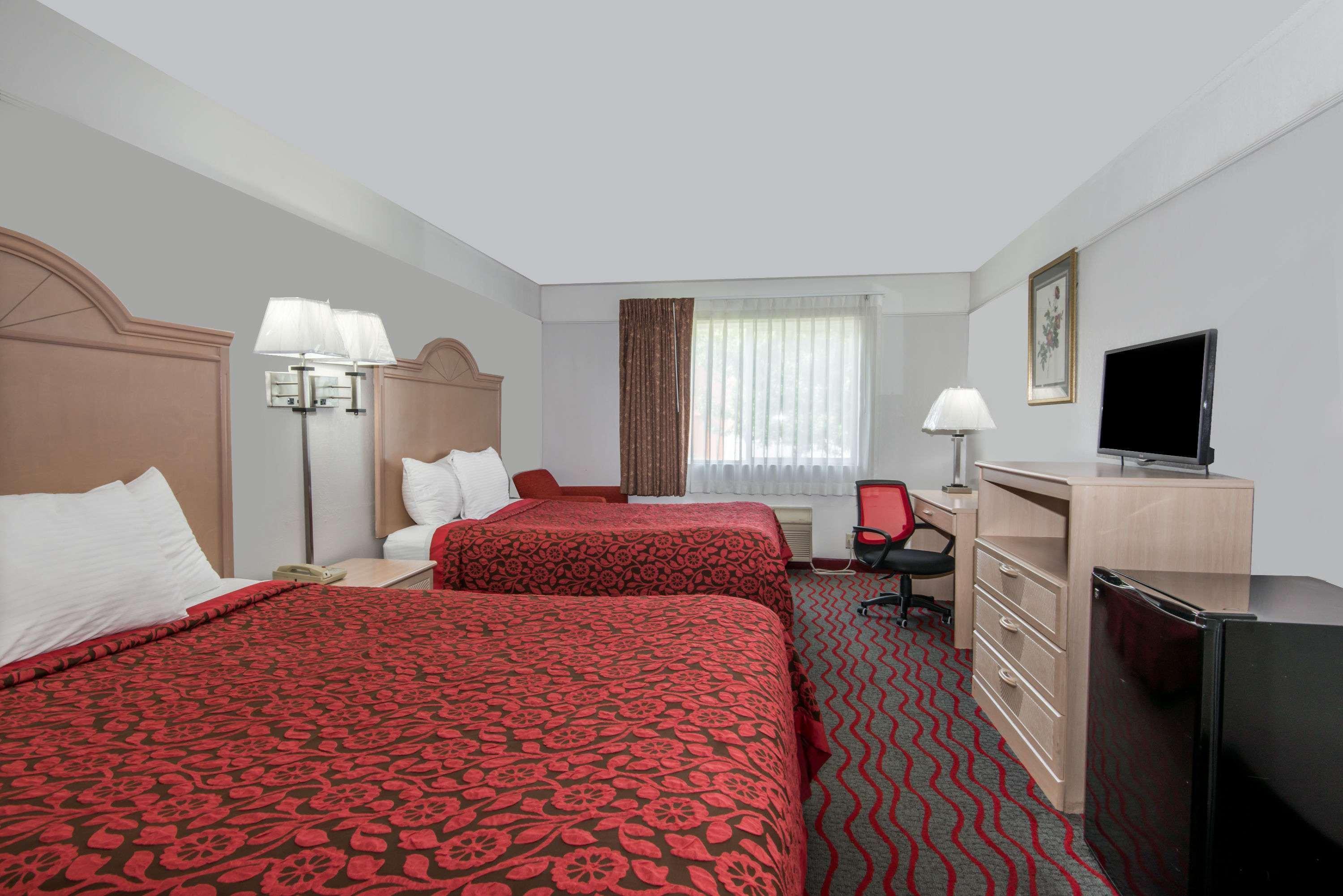 Days Inn By Wyndham Kansas City International Airport Ngoại thất bức ảnh